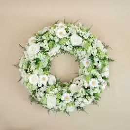 coronas corazones y cruces funerarias